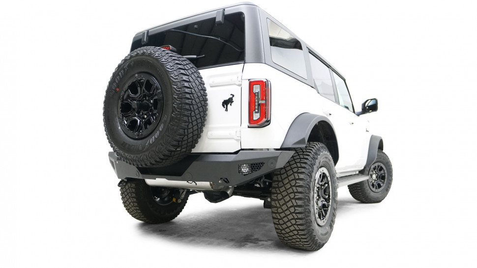 Задний бампер Standard Ford Bronco 21-22 Fab Fours FB21-Y5252-1