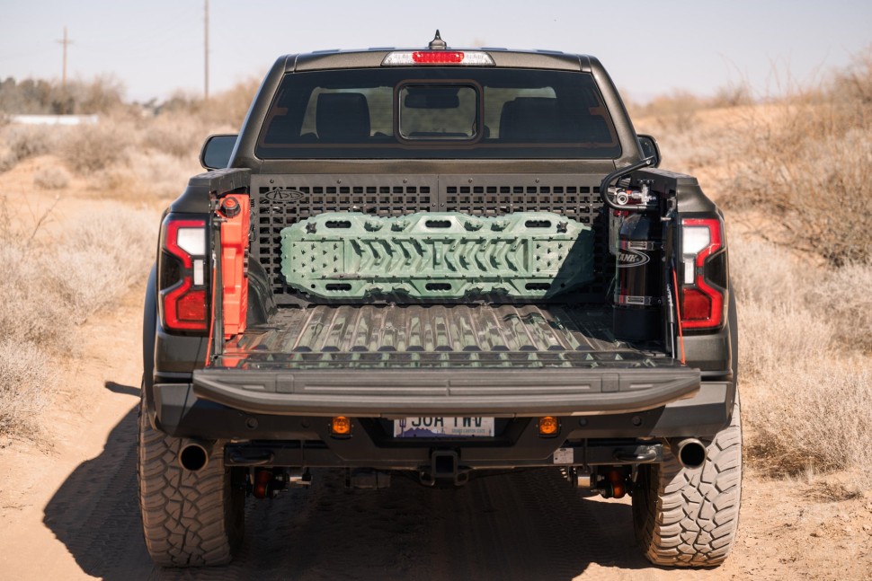 Molle панель сторона кабины Ford Ranger Raptor 24-25 Addictive Desert Designs AC7202101NA