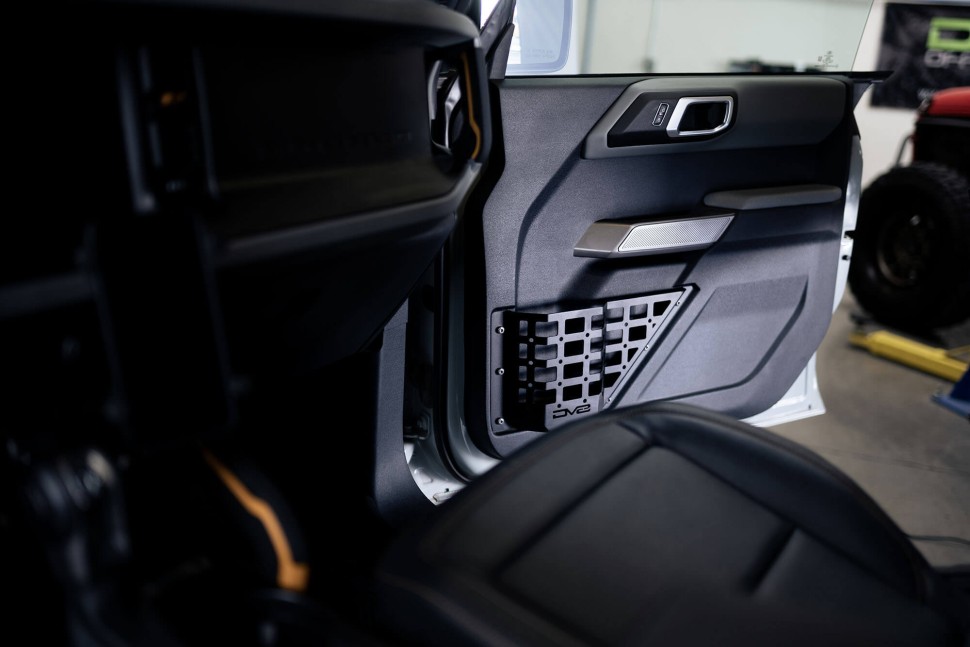 Панели Molle для кармана передней двери Ford Bronco 21-25 DV8 Offroad MPBR-05