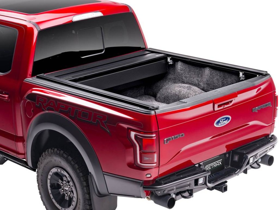 Ролета с электроприводом и T-Slot Рельсами Chevrolet Silverado/GMC Sierra 1500/2500/3500 14-19 6'6" PowertraxONE XR Retrax T-70462