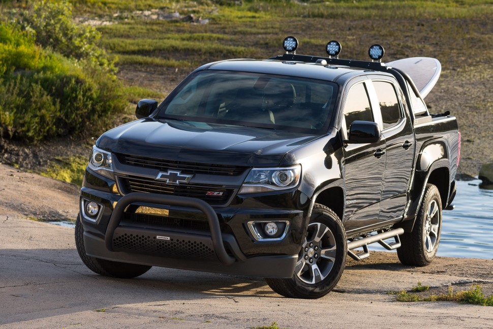 Кенгурятник с креплениями Chevrolet Silverado 1500 14-15 RC2 Go Rhino 55218T