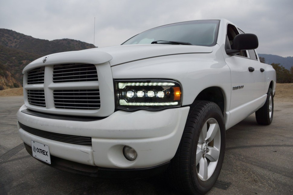 Комплект передних Led фар Dodge Ram 1500/2500/3500 02-05 NOVA-Series AlphaRex 880566