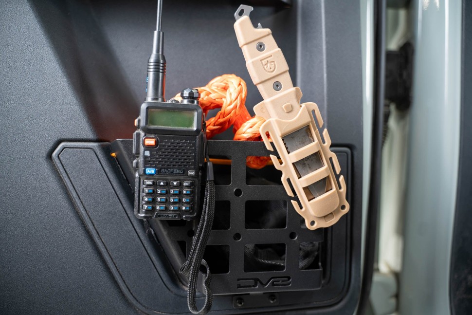 Панели Molle для кармана задней двери Ford Bronco 21-25 4 Door DV8 Offroad MPBR-06