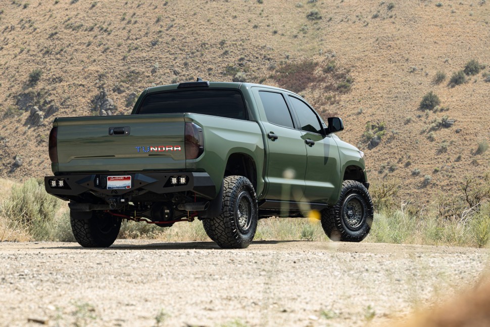 Колісний диск Black Rhino Barricade Od Green W/Black Rock Guard 17x8.5 ET-18 1785BCD-85127N71