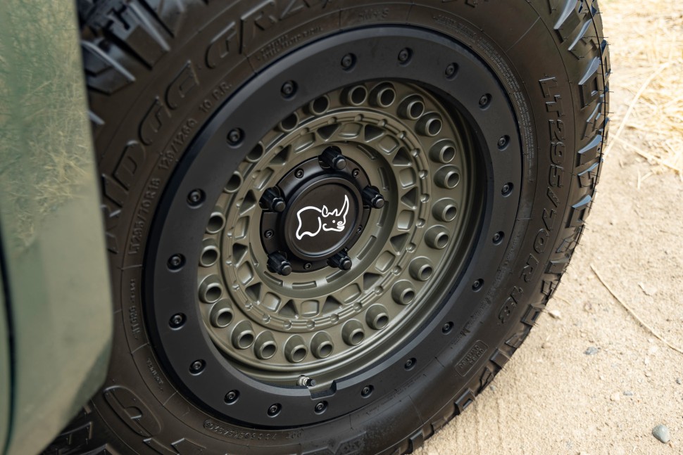 Колісний диск Black Rhino Barricade Od Green W/Black Rock Guard 17x8.5 ET-18 1785BCD-85127N71