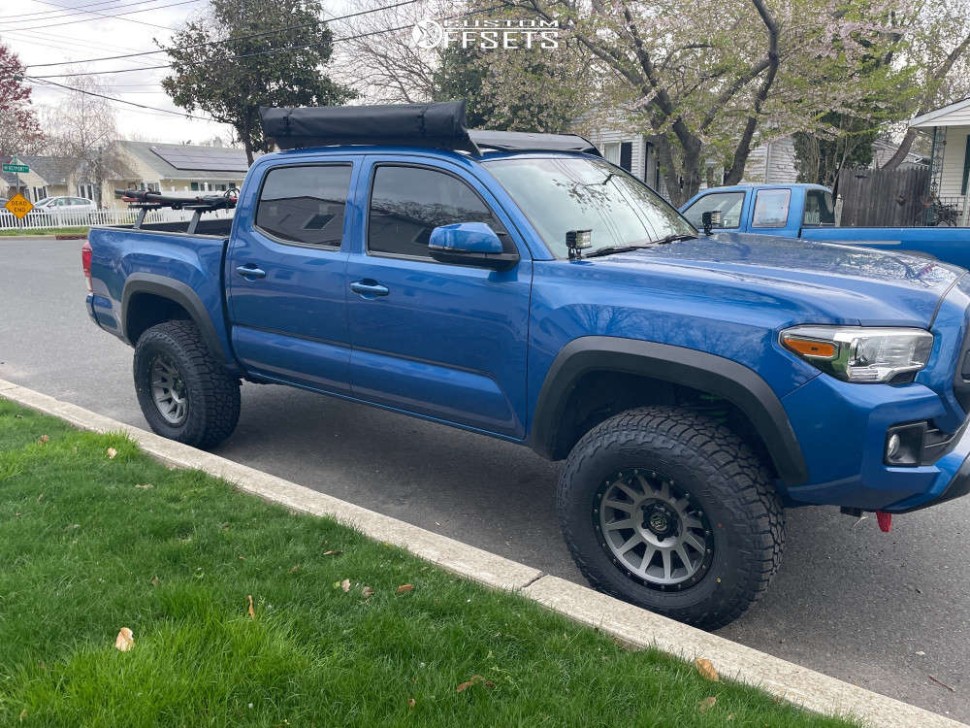 Колесный диск Icon Vehicle Dynamics Compression Titanium 17x8.5 ET 2017858347TT