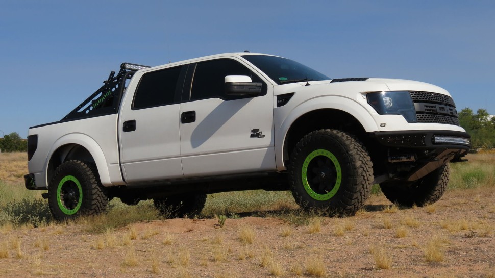 Передний бампер Ford F-150 Raptor 10-14 Addictive Desert Designs F012472990103