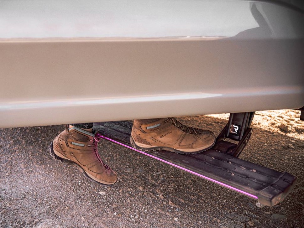 Электрические подножки Dodge Ram 2500/3500 25-25 PowerStep Vision AMP Research 96365-01A