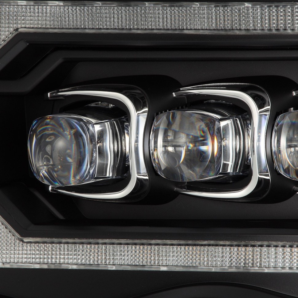 Комплект передних Led фар Dodge Ram 1500/2500/3500 02-05 NOVA-Series AlphaRex 880564