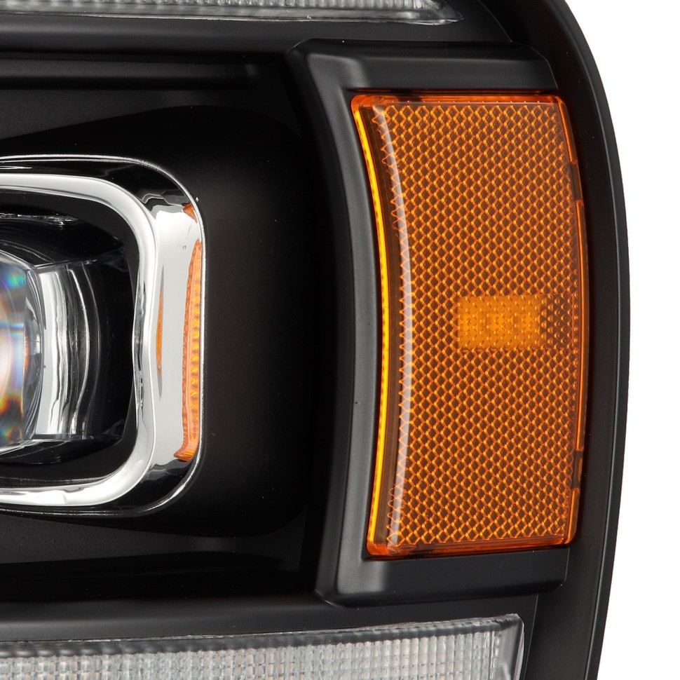 Комплект передних Led фар Dodge Ram 1500/2500/3500 02-05 NOVA-Series AlphaRex 880564