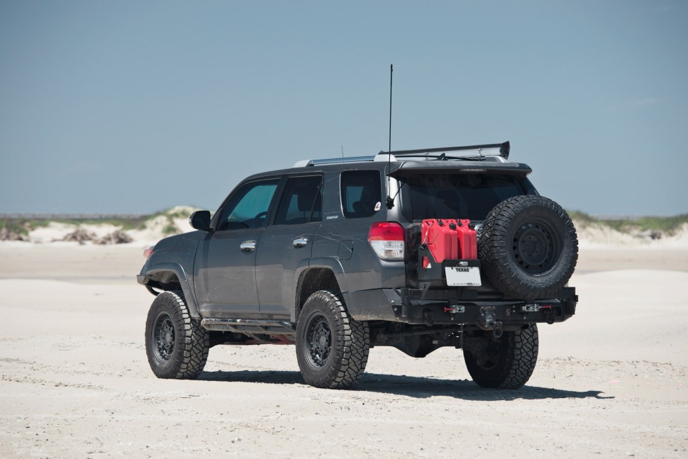 Колесный диск Black Rhino Armory Gunblack 17x8 ET+38 1780ARY386130G84