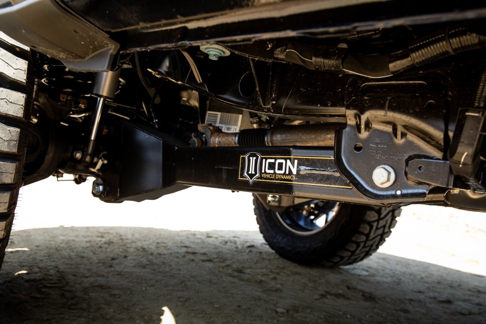Продольные рычаги подвески Ford F-250/F-350/F-450 23-26 Lift 2-5.5" Icon Vehicle Dynamics 64043