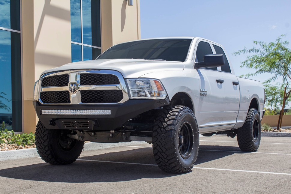 Передний бампер Dodge Ram 1500 09-24 Addictive Desert Designs F501192770103