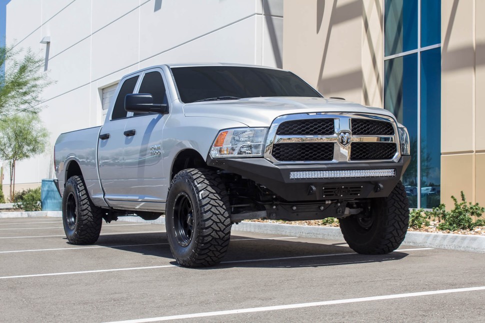 Передний бампер Dodge Ram 1500 09-24 Addictive Desert Designs F501192770103