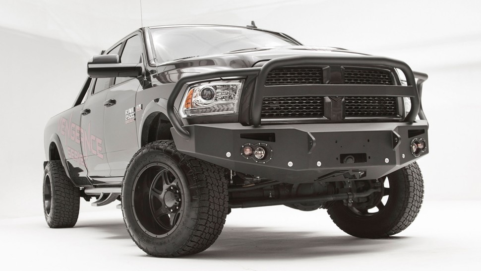 Бампер передній Premium Dodge Ram 2500/3500 10-18 Fab Fours DR10-A2951-1