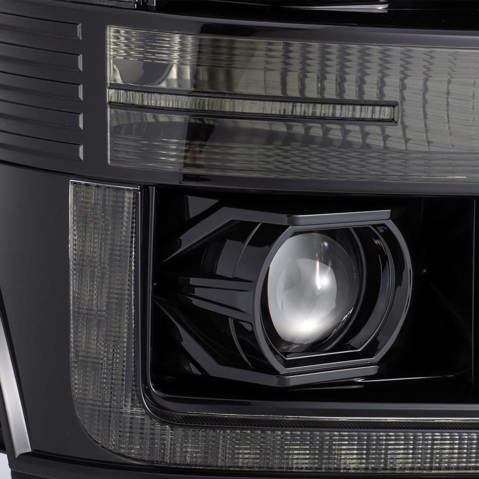 Комплект передних галогеновых фар Ford F-250/F-350/F-450/F-550 11-16 PRO-Series AlphaRex 880140