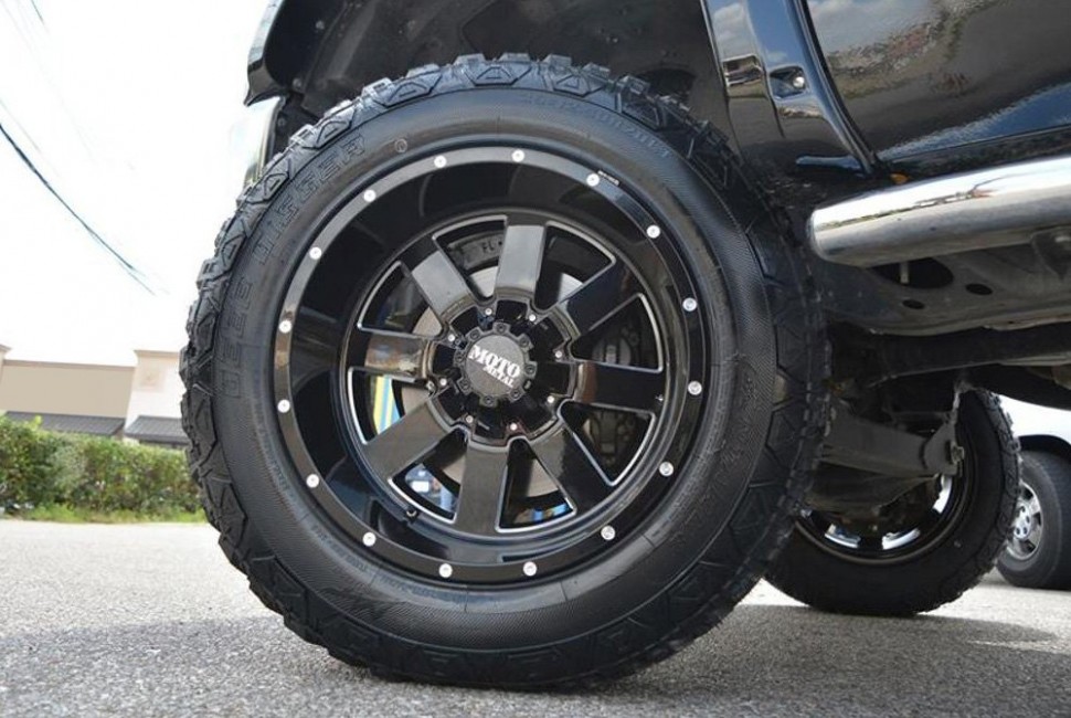 Moto Metal MO96289063300 MO962 Wheel Gloss Black Milled 18x9