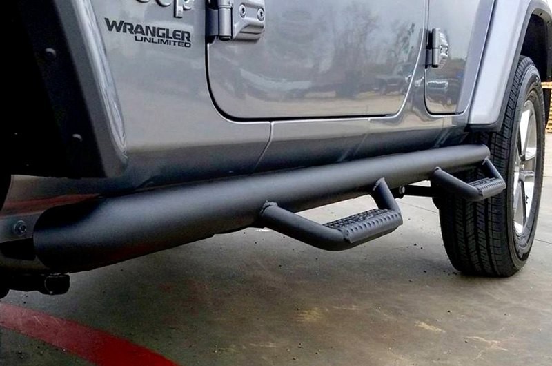 Защитные боковые пороги Nissan Titan/Titan XD 16-22 Crew Cab Nerf N-FAB N1678CC-TX