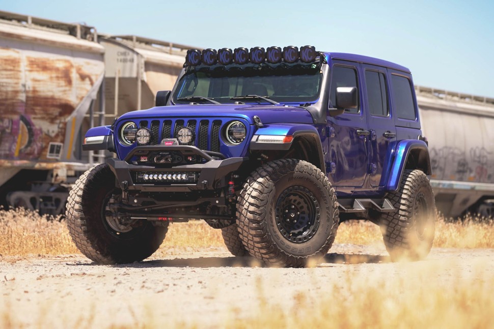 Передний бампер под лебёдку Jeep Wrangler JL/Gladiator JT 18-25 Addictive Desert Designs F980393070103