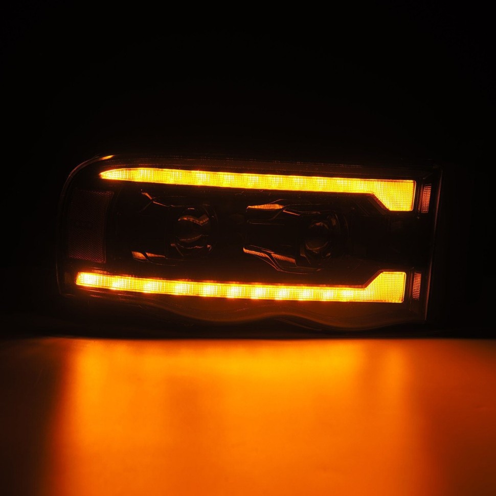Комплект передних Led фар Dodge Ram 1500/2500/3500 02-05 LUXX-Series AlphaRex 880569