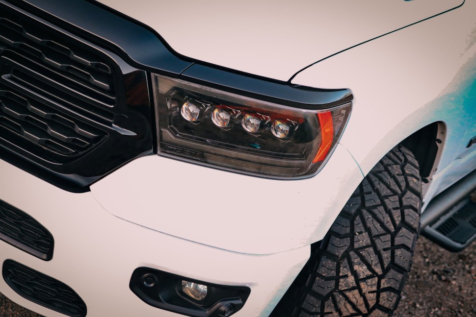 Комплект передних Led фар Dodge Ram 1500 19-24 NOVA-Series AlphaRex 880578
