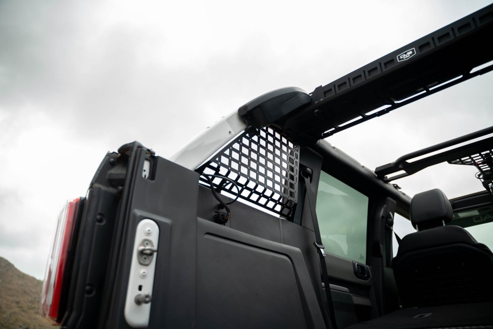 Панелі Molle заднє вікно Ford Bronco 21-25 4 Door DV8 Offroad MPBR-08