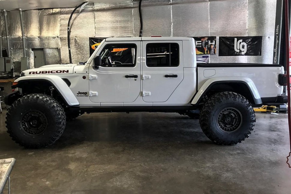 Колісний диск Black Rhino Armory Gunblack 18x9.5 ET+6 1895ARY068170G25