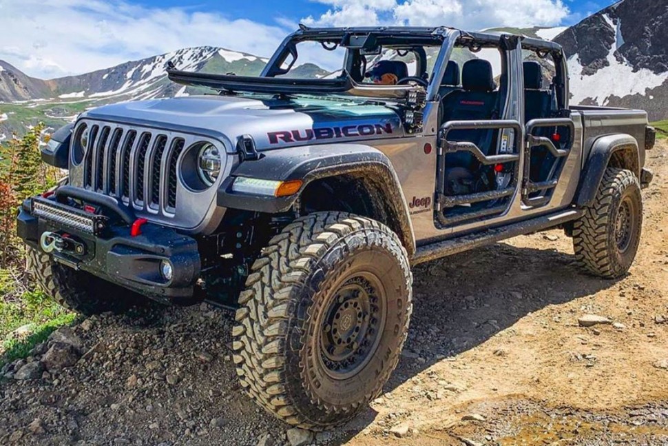 Black Rhino 2012ARY-40035G78 Armory Wheel Gun Black 20x12 -44