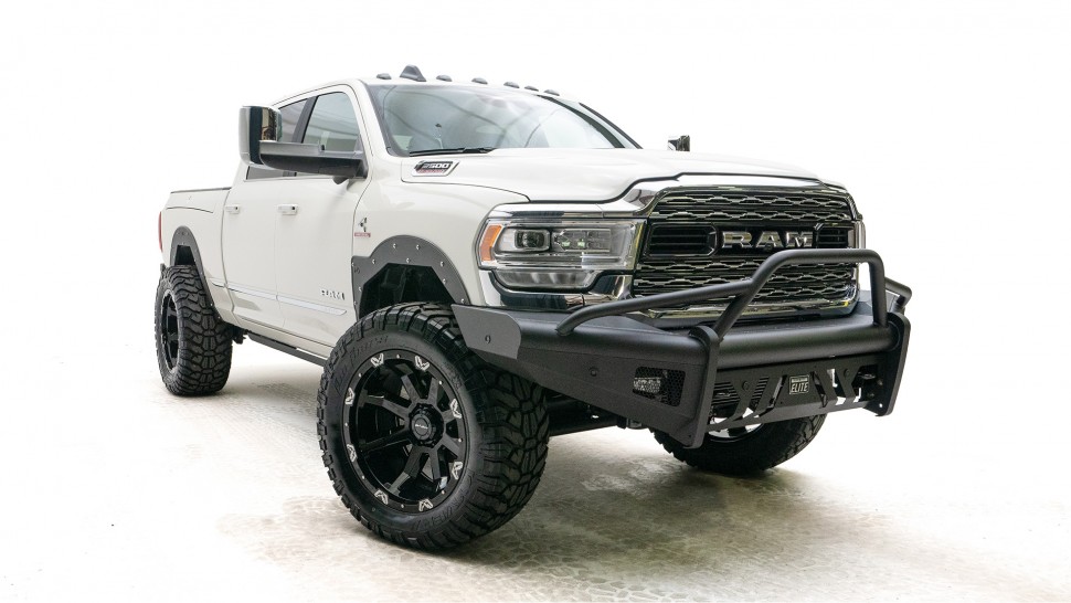 Передний бампер с центральной дугой Black Steel Elite Dodge Ram 2500/3500/4500/5500 10-18 Fab Fours DR10-Q2962-1