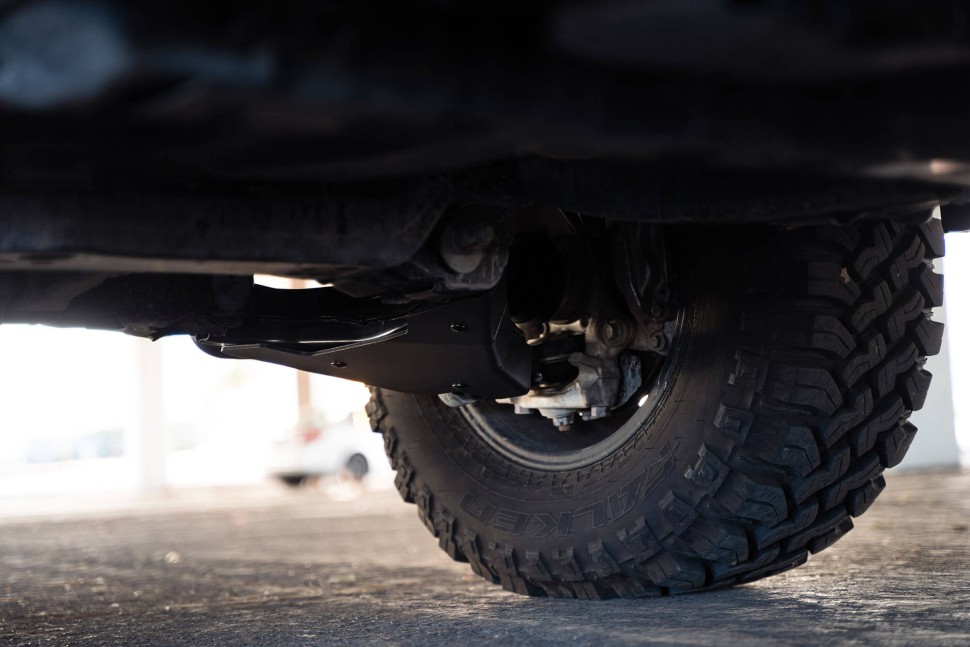 Захисні пластини важелів A-подібних Toyota Tundra 22-25 DV8 Offroad SPT2-01