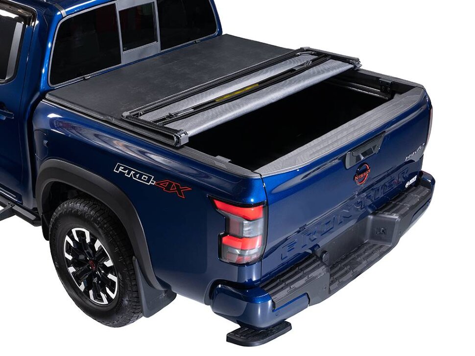 Крышка багажника складная мягкая Nissan Frontier 22-25 5' Trifecta 2.0 Extang 92961