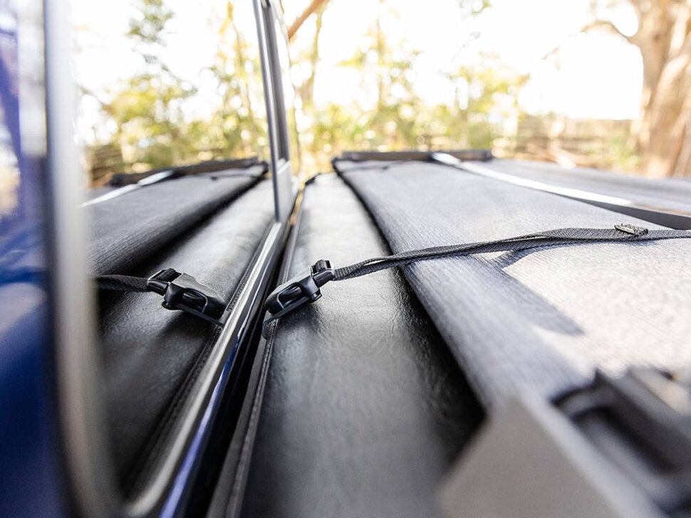 Крышка багажника складная мягкая Nissan Frontier 22-25 5' Trifecta 2.0 Extang 92961