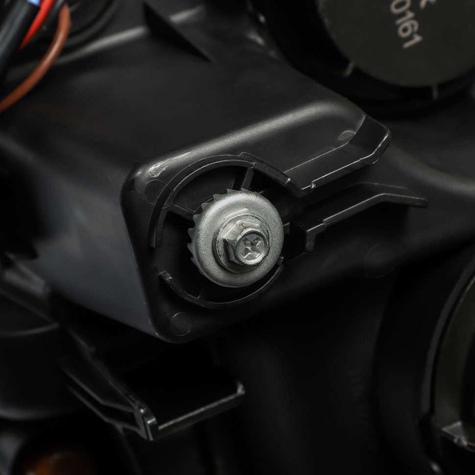 Комплект передних Led фар Toyota Tacoma 16-23 NOVA-Series AlphaRex 880706