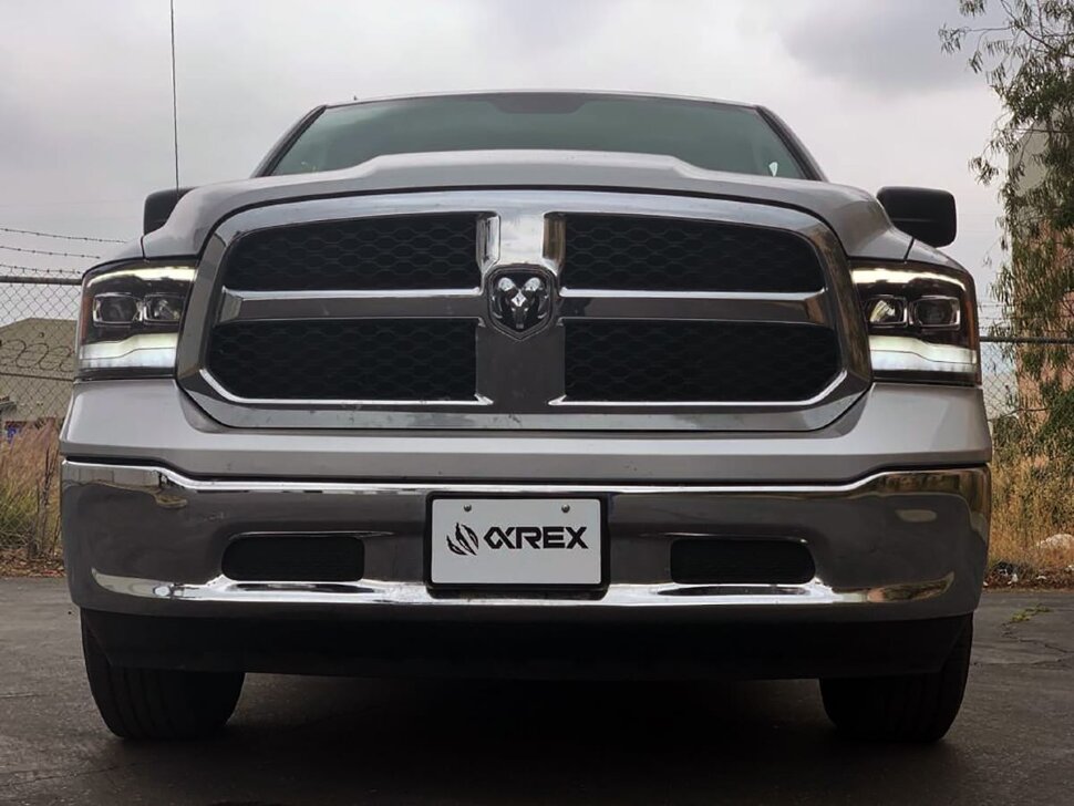 Комплект передніх галогенних фар Dodge Ram 1500/2500/3500/4500/5500 09-18 PRO-Series AlphaRex 880542