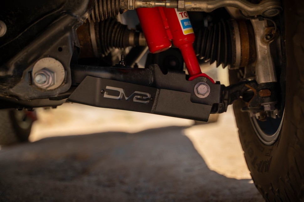 Захисні пластини важелів A-подібних Toyota Tacoma 24-25 DV8 Offroad SPTT1-05