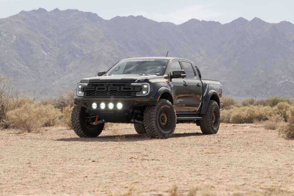 Передний бампер Ford Ranger Raptor 24-25 Addictive Desert Designs F720443130103