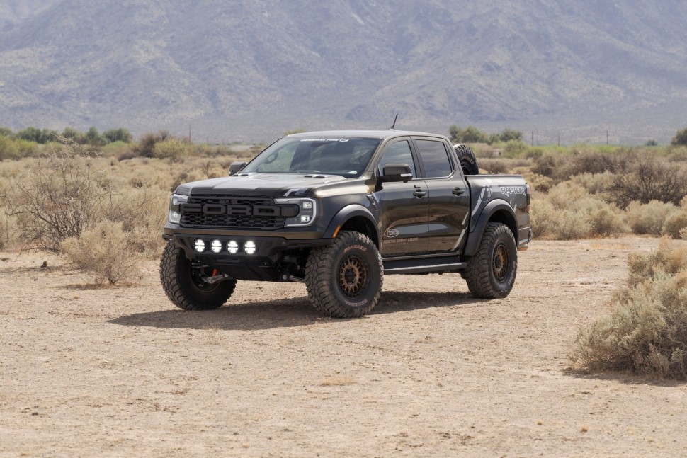 Передний бампер Ford Ranger Raptor 24-25 Addictive Desert Designs F720443130103