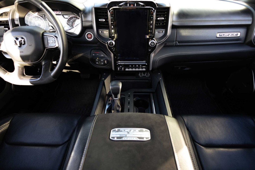 Molle панели консоли Dodge Ram 1500 RHO/TRX 21-25 Addictive Desert Designs AC6202201NA