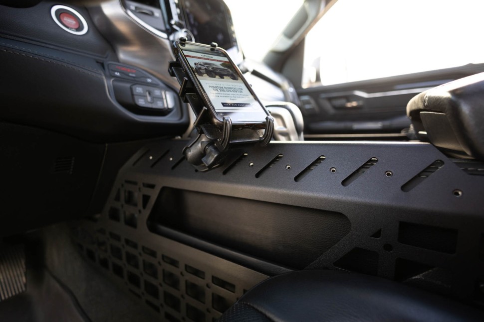 Molle панели консоли Dodge Ram 1500 RHO/TRX 21-25 Addictive Desert Designs AC6202201NA