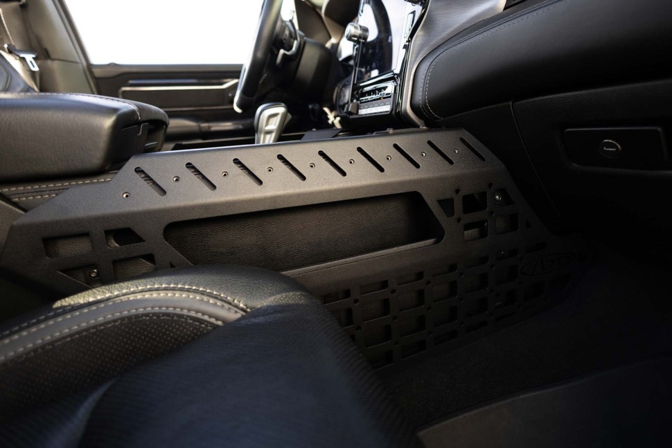 Molle панели консоли Dodge Ram 1500 RHO/TRX 21-25 Addictive Desert Designs AC6202201NA