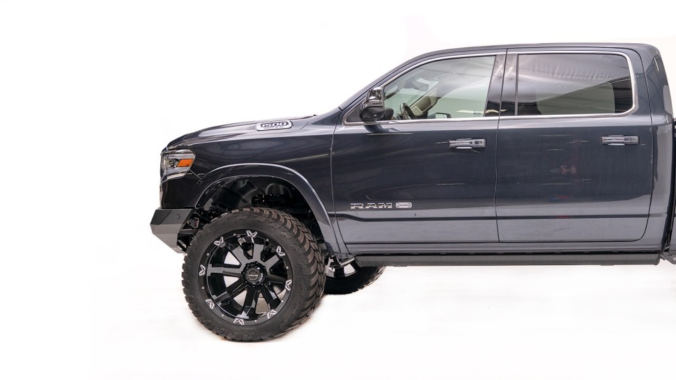 Передний бампер Dodge Ram 1500 19-24 Vengeance Fab Fours DR19-D4251-1