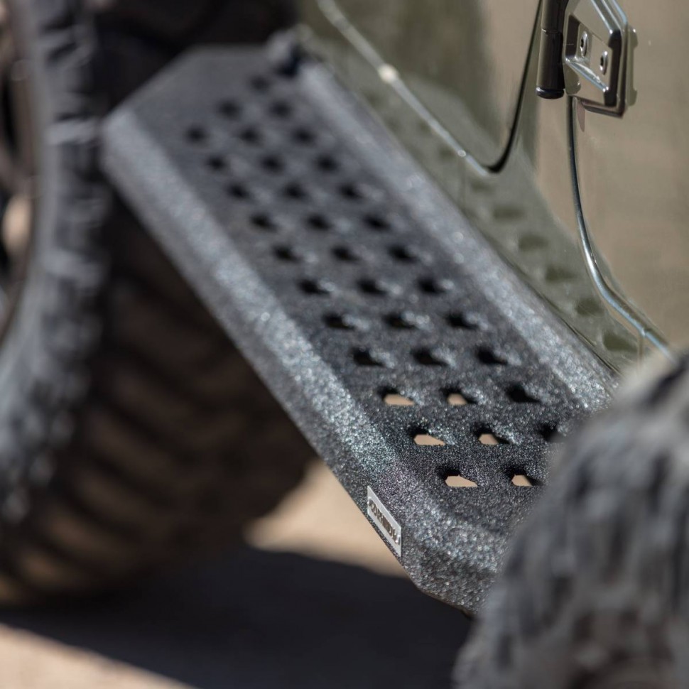 Подножки Toyota Tundra 07-21 Double Cab RB20 Go Rhino 69441580T