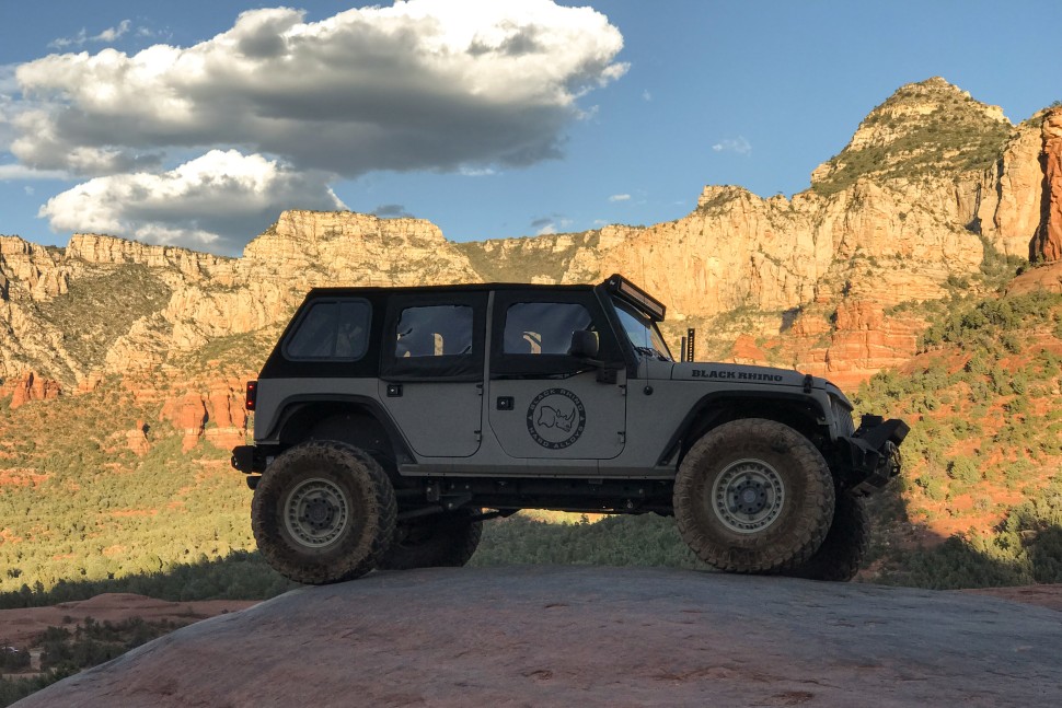 Black Rhino 1780ARY455160G65 Armory Wheel Gunblack 17x8 +45