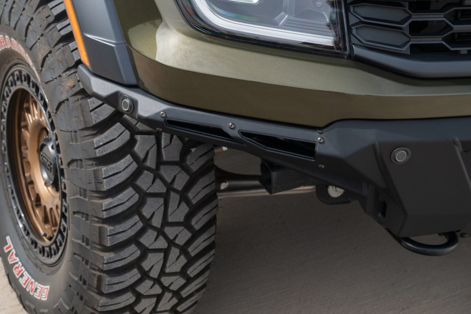 Передний бампер Ford Ranger Raptor 24-25 Addictive Desert Designs F720265070103