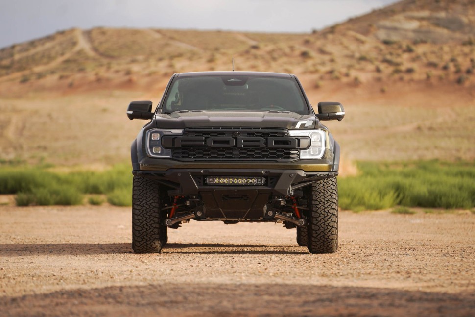 Передний бампер Ford Ranger Raptor 24-25 Addictive Desert Designs F720265070103