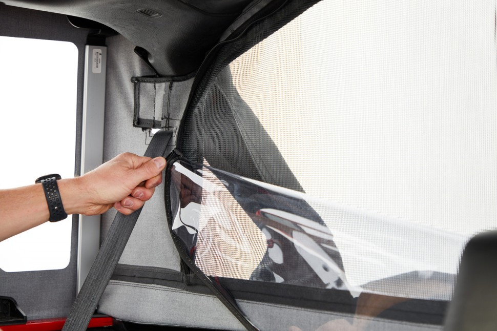 Комплект переобладнання м’якого даху Halftop Soft Top Black Diamond Jeep Wrangler JL 18-23 4 Door Bestop 8010035