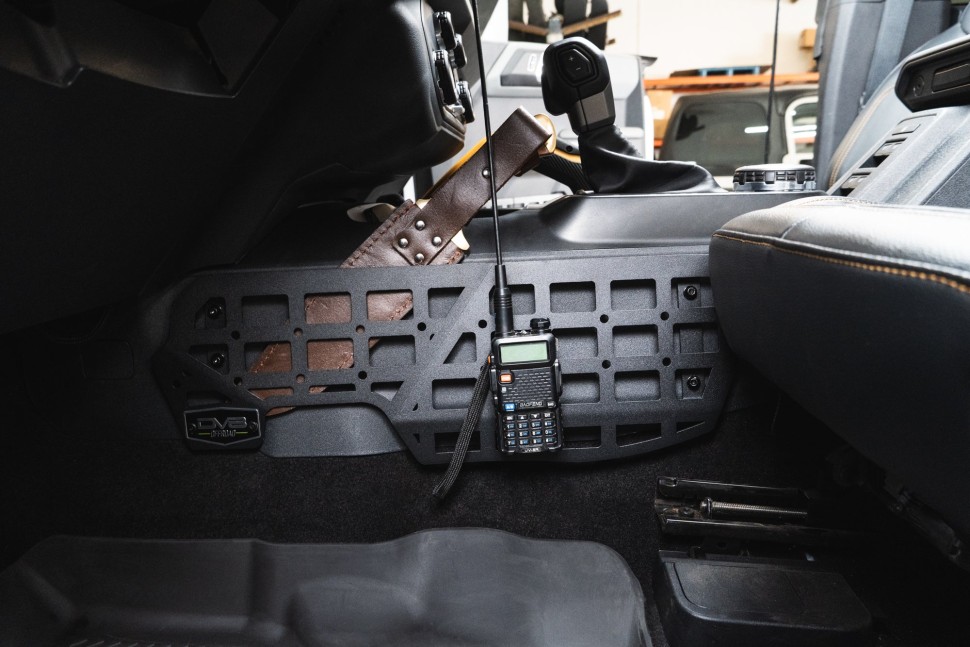 Molle панели консоли Ford Bronco 21-25 DV8 Offroad CCBR-02