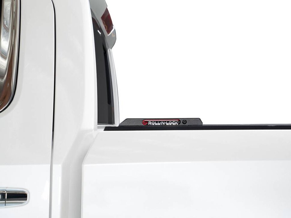 Ролета багажника висувна Chevrolet Silverado/GMC Sierra 1500 14-19 5'8" M-Series Roll-N-Lock LG220M