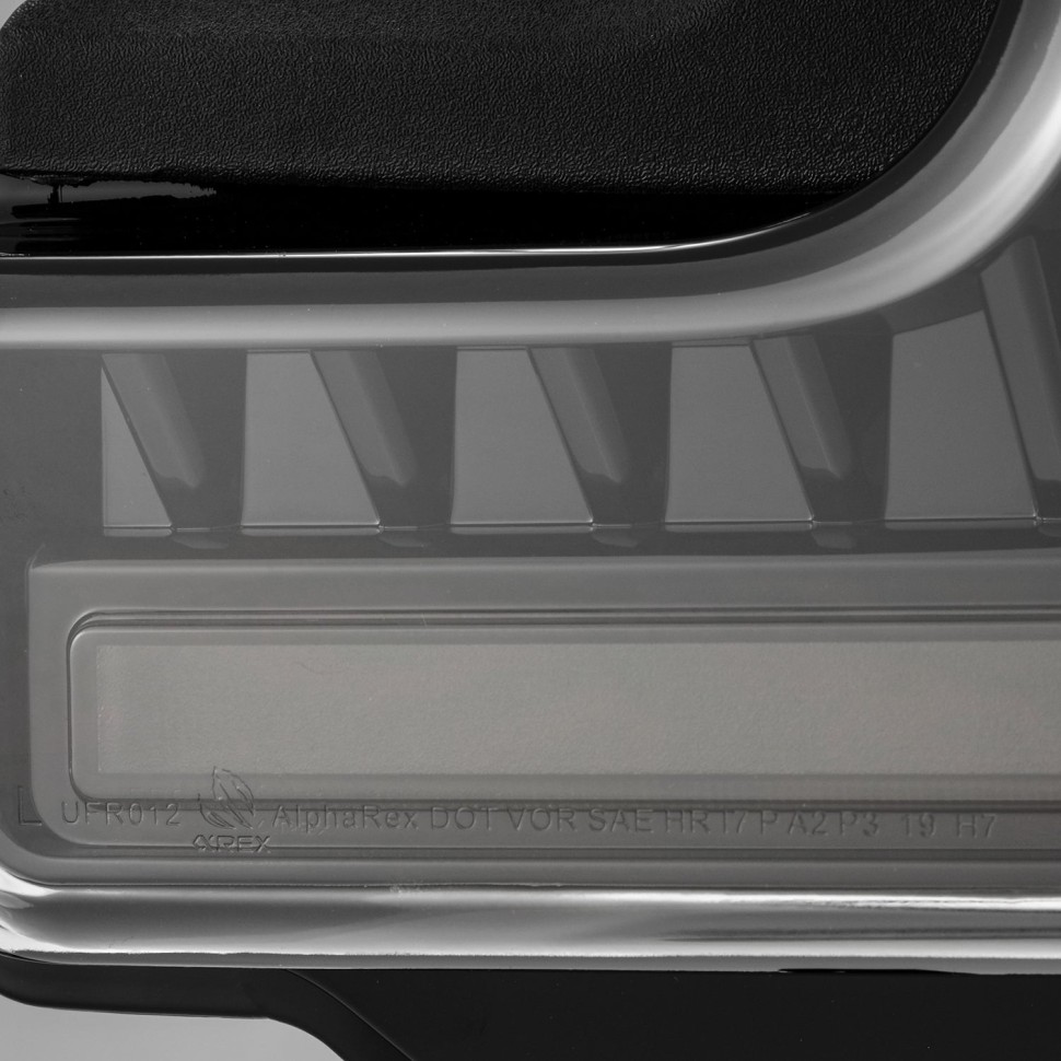 Комплект передних галогеновых фар Ford F-250/F-350/F-450/F-550 17-19 PRO-Series AlphaRex 880320