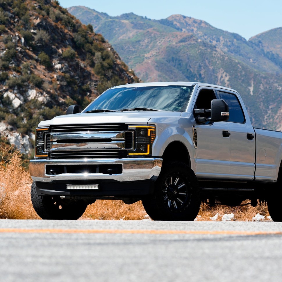 Комплект передних галогеновых фар Ford F-250/F-350/F-450/F-550 17-19 PRO-Series AlphaRex 880320